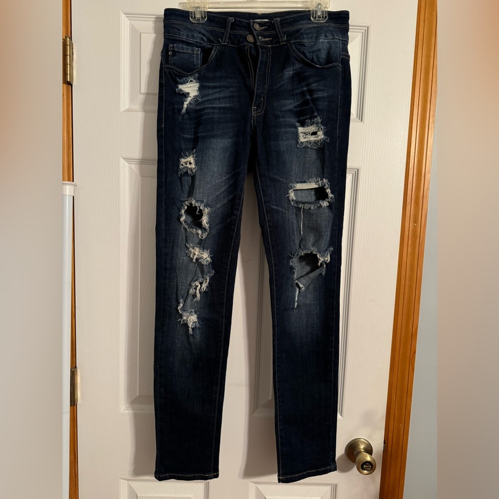 KanCan Women’s 11/29 Long Distressed Jeans Style# VBK1164R Cut#1353 Dark